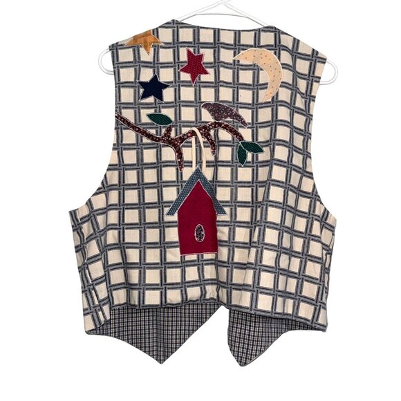 Handmade Quilted Cotton Vest With Appliqué House & Flowers Design Button Closure - Picture 5 of 8